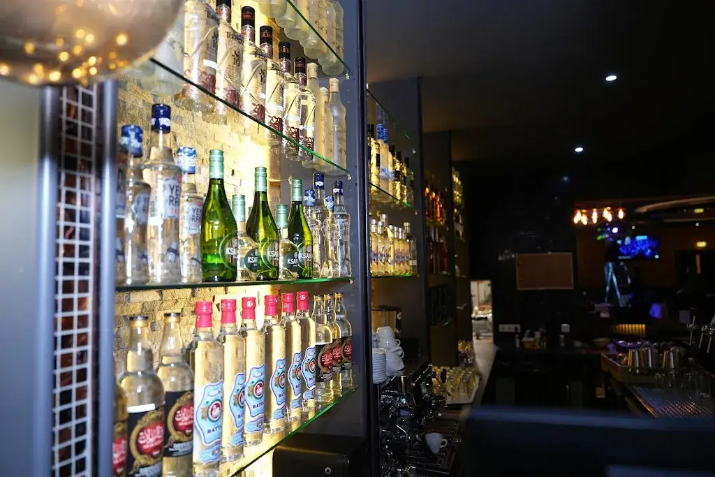 ALBAL Restaurant | مطعم عالبال - Münster_Münster_slider_image_1