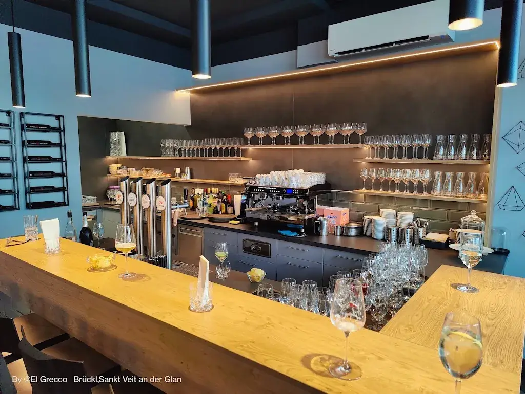 Taupe Genussbar restaurant à Brückl