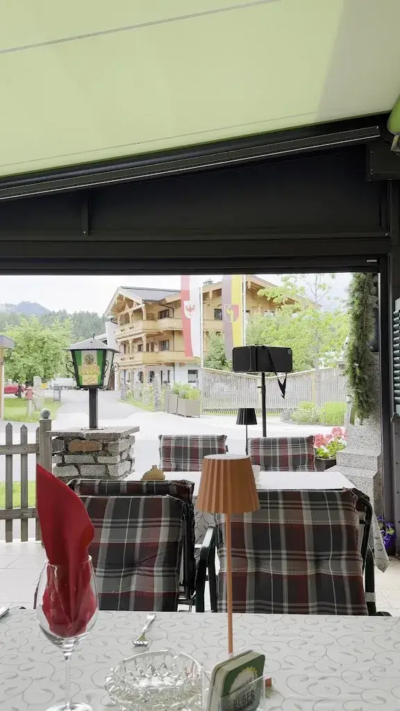 Gasthaus Dorfwirt_Oberndorf in Tirol_slider_image_2