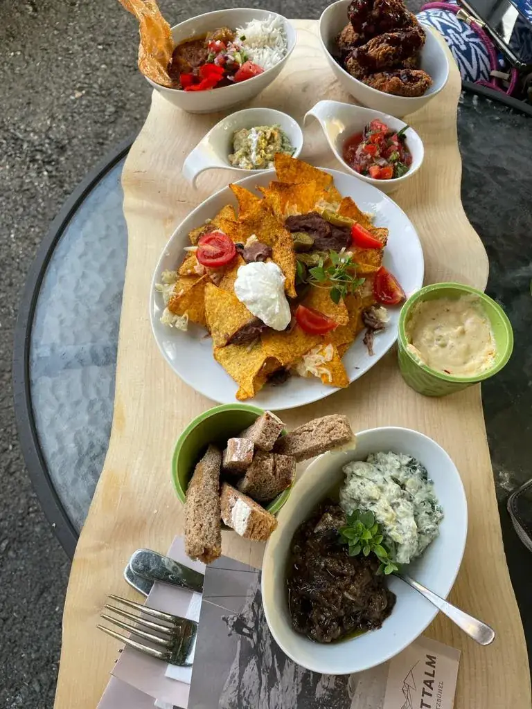 The Black Sheep_Oberndorf in Tirol_slider_image_2