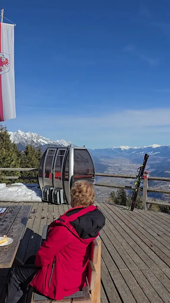 Rosskogelhütte_Oberperfuss_slider_image_2