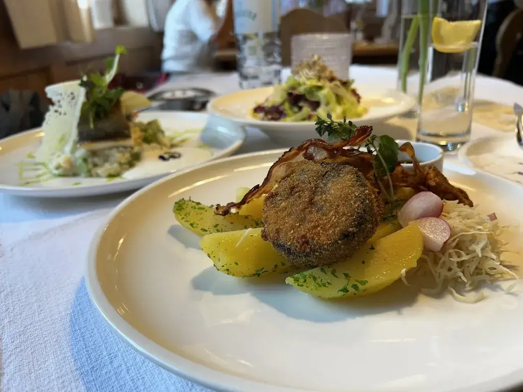 Hymen Chu_Gasthaus Arzkasten_Obsteig_avis