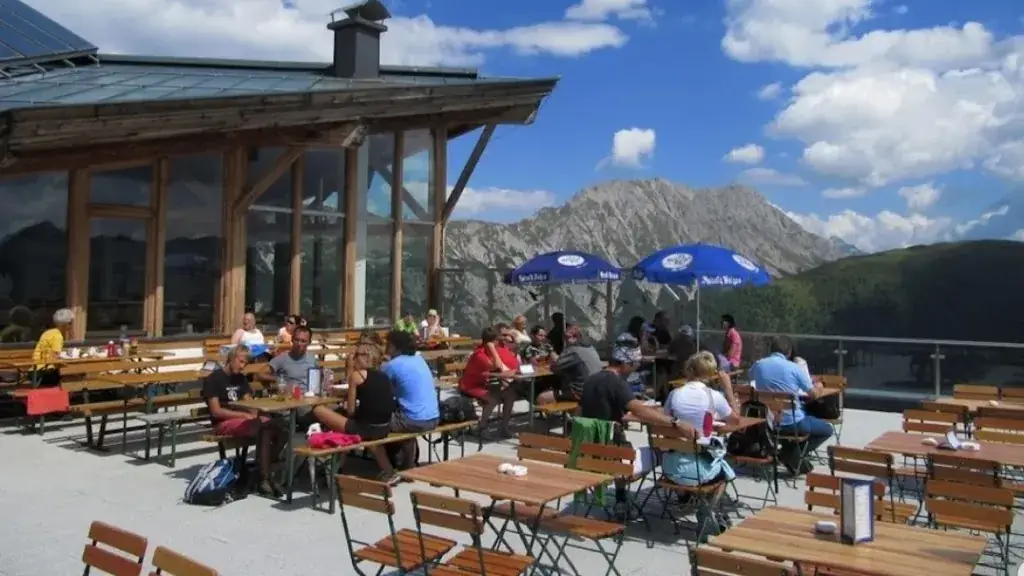 Panoramarestaurant Conny Alm_Obertilliach_slider_image_1