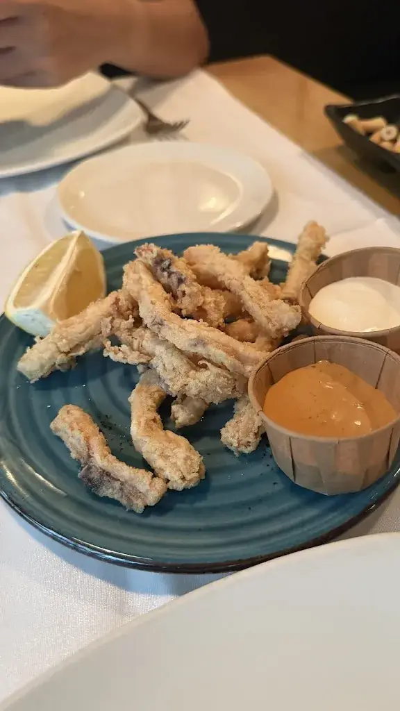 krizia aquino_Mercado de la Reina 12_Patsch_avis