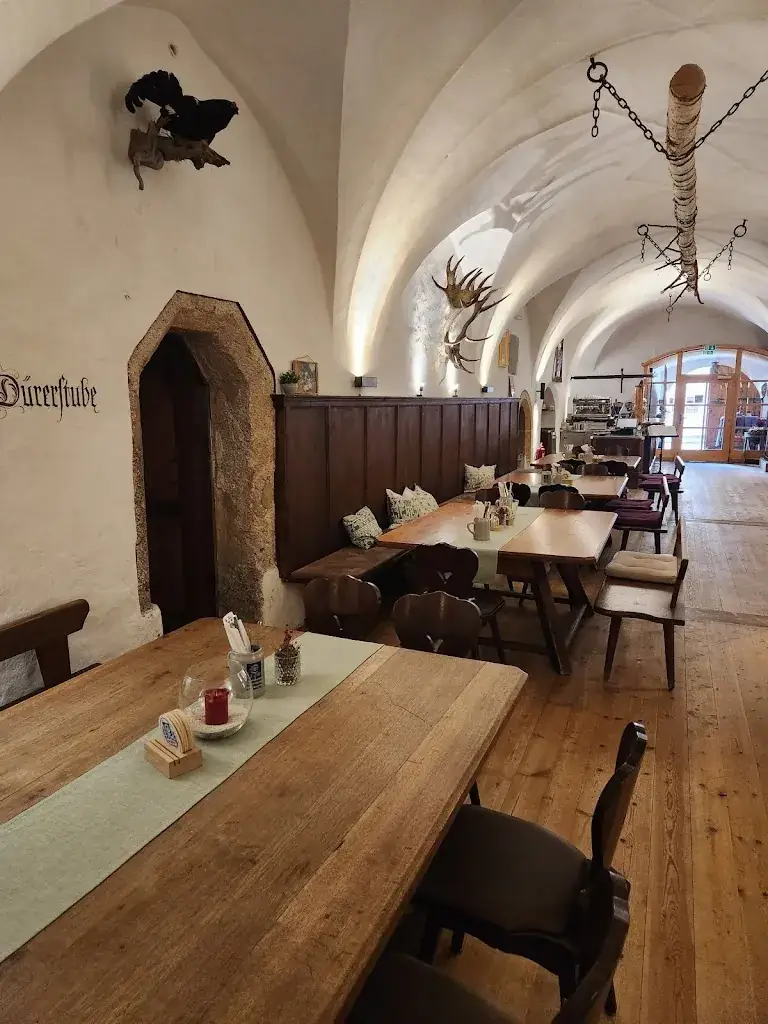 Vladimir Khachaturov_Mellauner Hof_Pettnau_avis