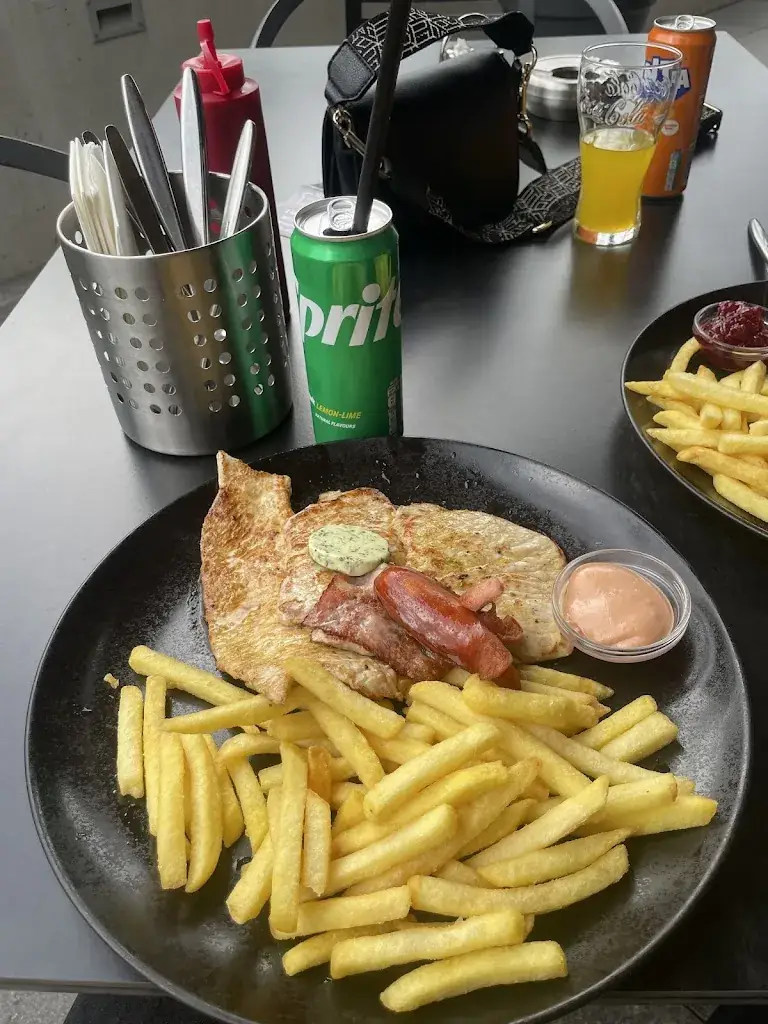 Milan 27_Günther's Grill_Ötztal-Bahnhof_avis