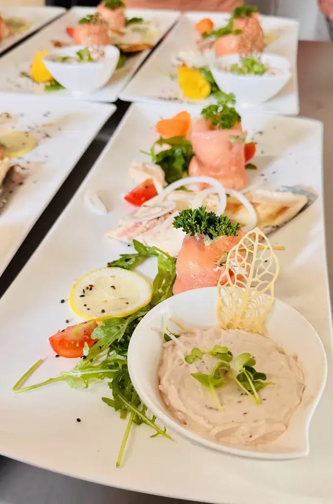 Gipfelstube Oetz_Ötztal-Bahnhof_slider_image_3