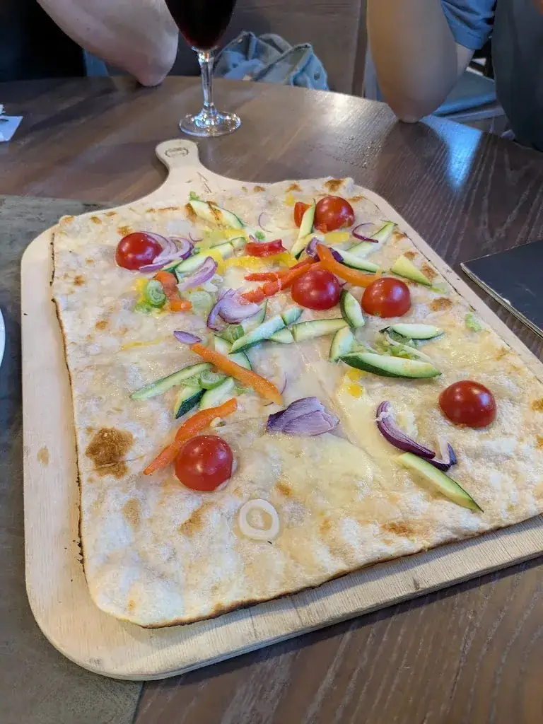 Philipp Bernhard_Lakeside Restaurant_Ötztal-Bahnhof_review