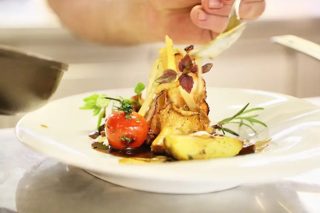 Restaurant zum Kassl_Ötztal-Bahnhof_slider_image_3