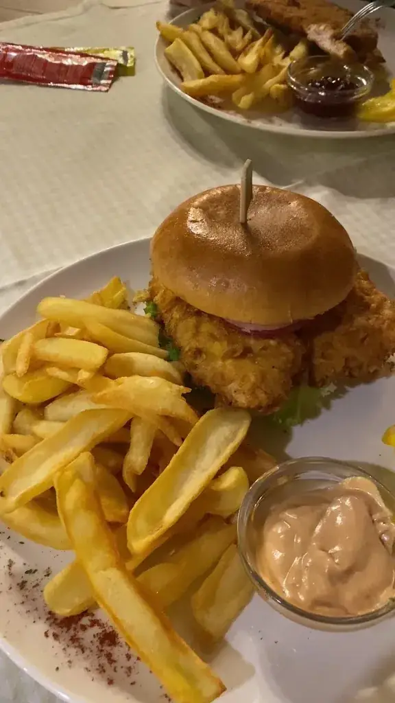 Gasthaus Blaue Goas_Ötztal-Bahnhof_slider_image_2