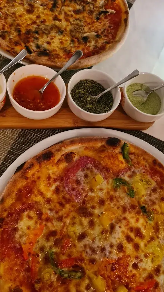 Menu_Restaurant La Luna_Pettneu_image_2