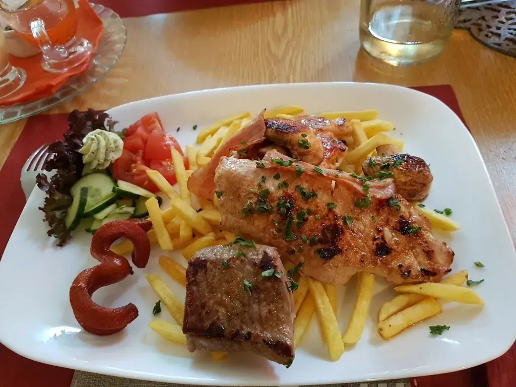 Menu_Restaurant La Luna_Pettneu_image_8