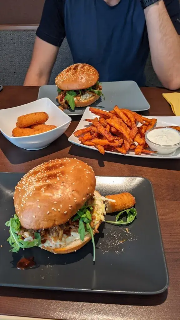 Menu_Harry's Burger & Grill_Pettneu_image_5