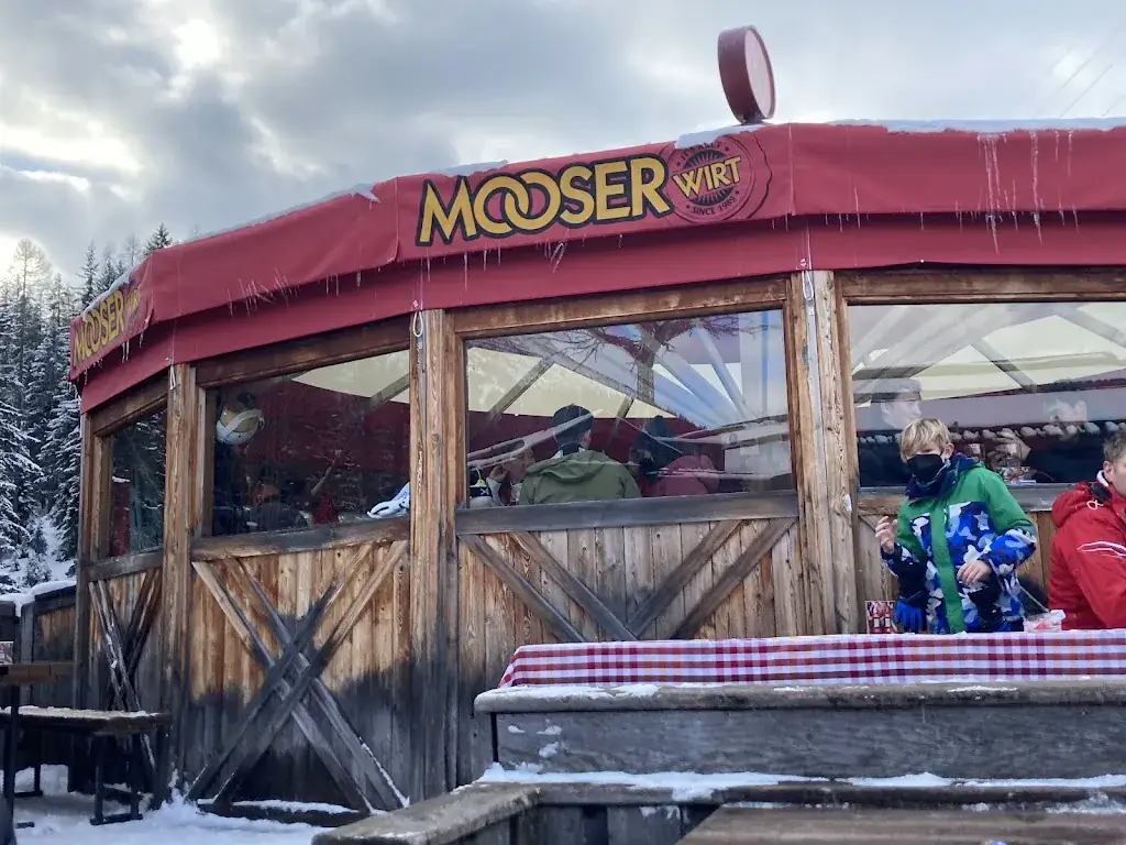 MooserWirt restaurant in Pettneu