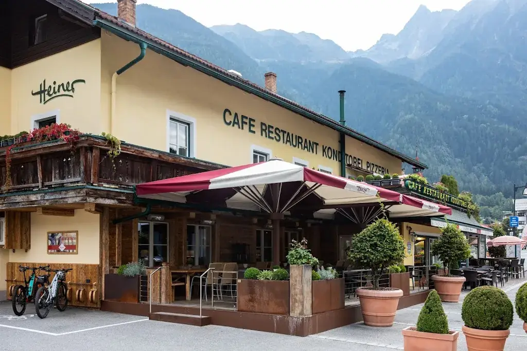 Cafe Heiner ristorante a Oetz
