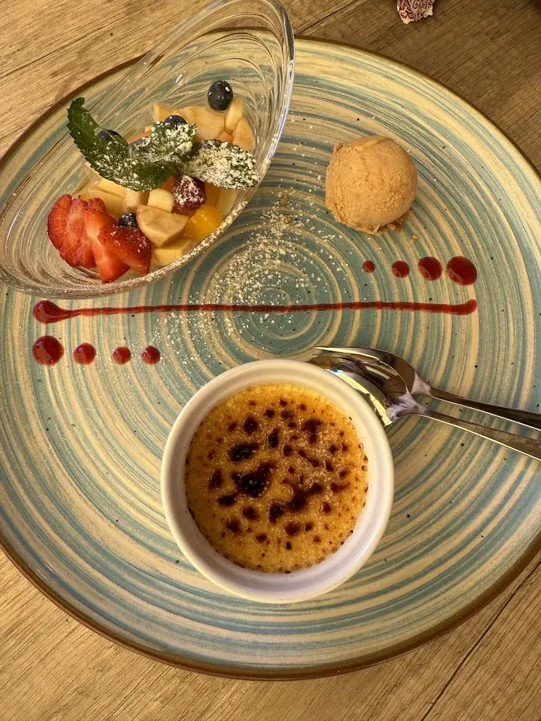 Lisa Penz_Restaurant on Piburger lake_Oetz_avis