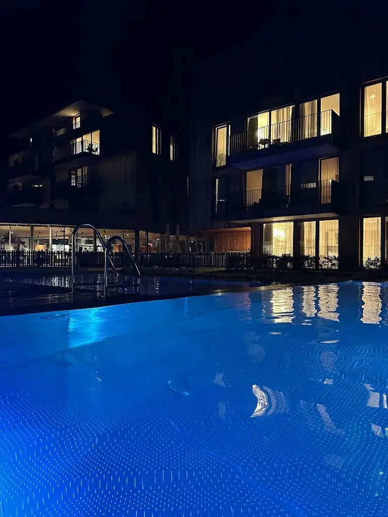 Driton Pupa_Steakhouse Delis_Oetz_review