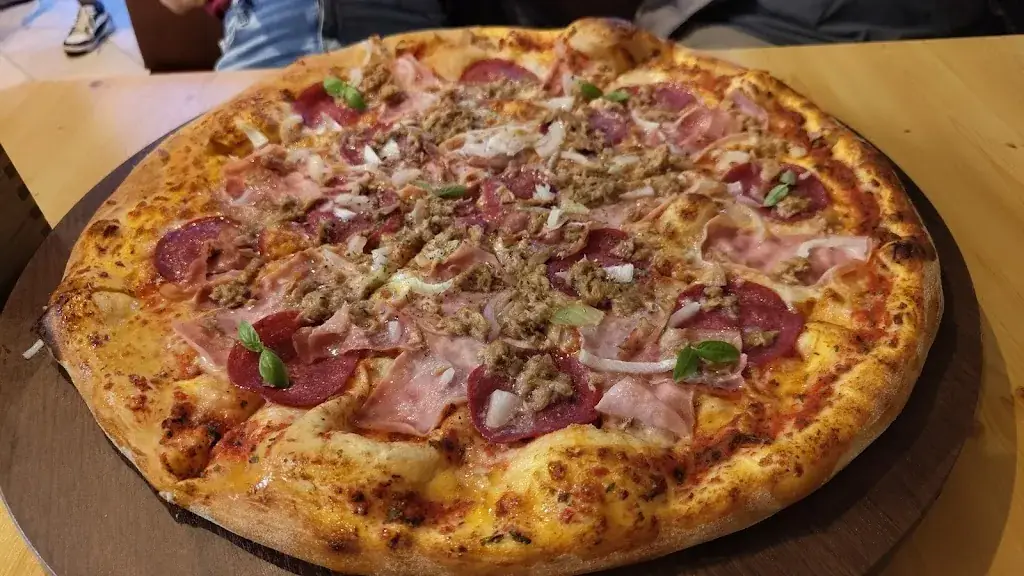 Mich Abr._Pizzeria Napoli-Ötz_Oetz_review
