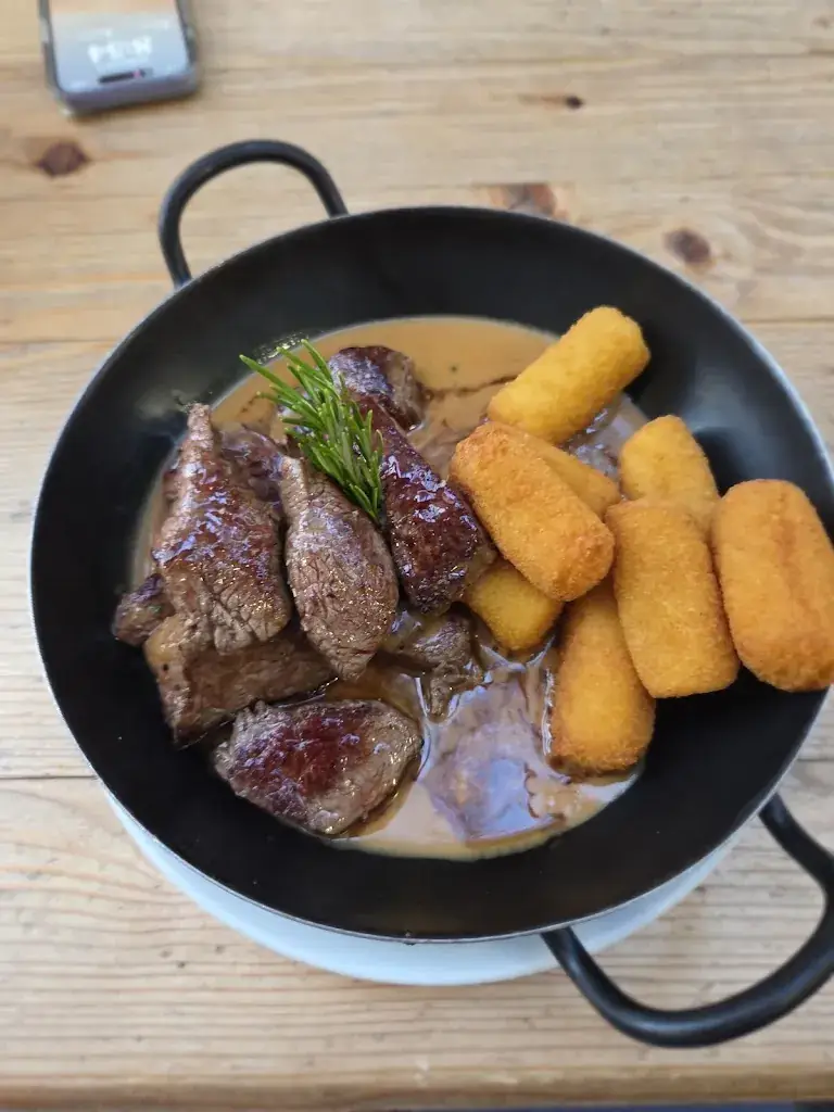 Idan Garten_Gasthof Andreas Hofer_Oetz_avis