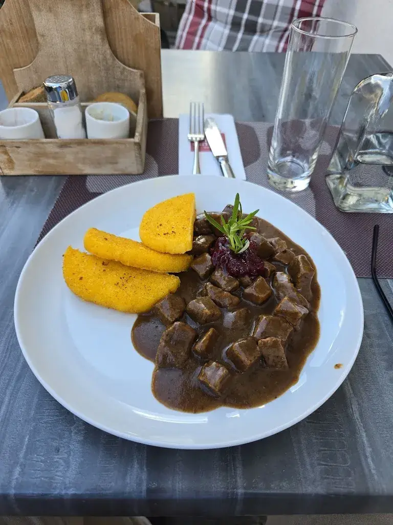 Oskar Deren_Gasthof Krone Umhausen e.U._Oetz_review