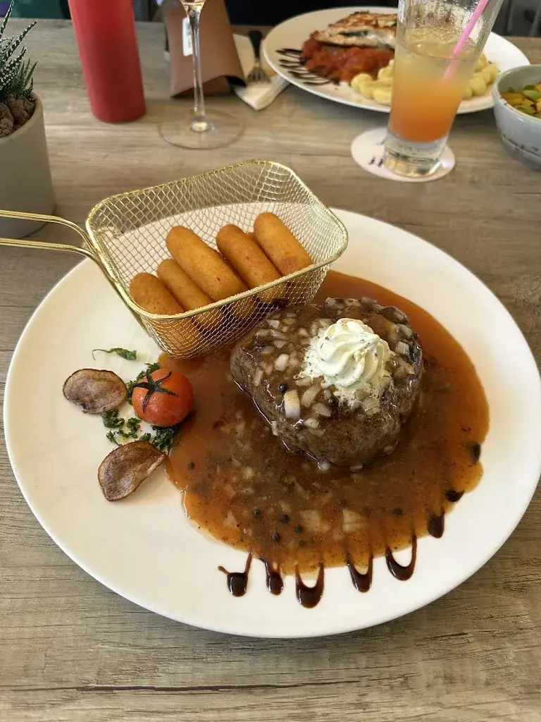 Udi Goldstein_Hotel Jägerhof_Oetz_avis