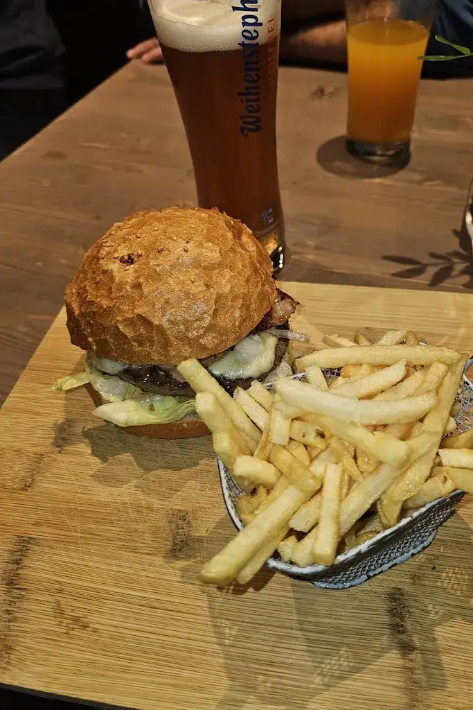 Anja Buchsbaum_Lienzer Tenne_Politischer Bezirk Lienz_review