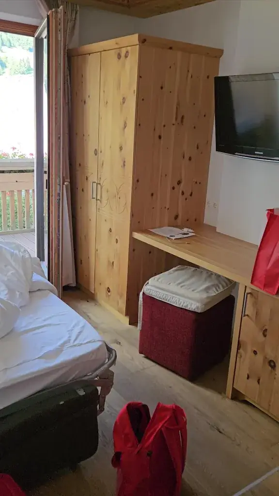 fotke telefon_Hotel Schwarzer Adler_Pfunds_recensione