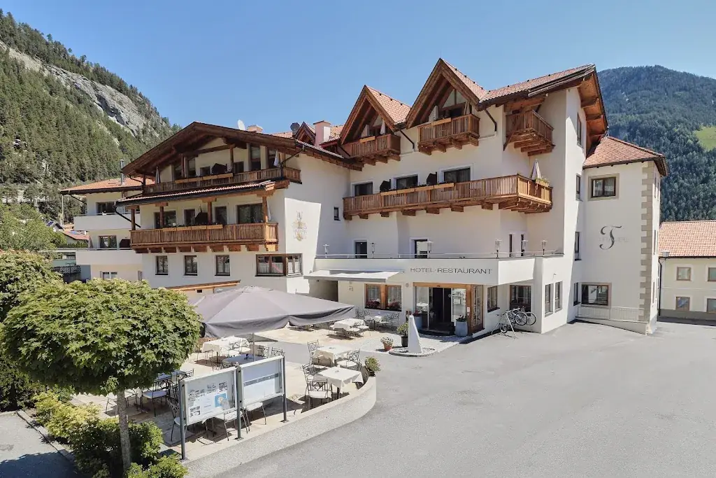 Hotel Traube_Pfunds_slider_image_1