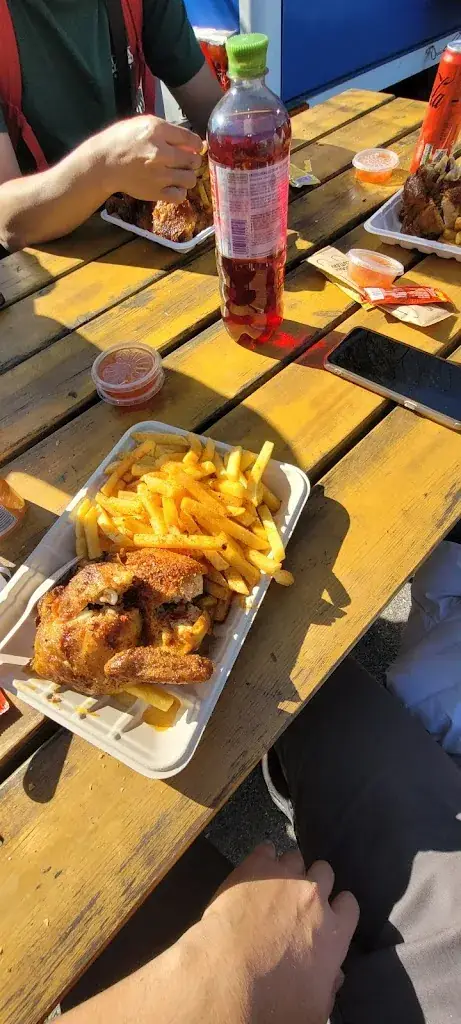 Farhan Rahim_Hendl Paradies_Politischer Bezirk Schwaz_recensione