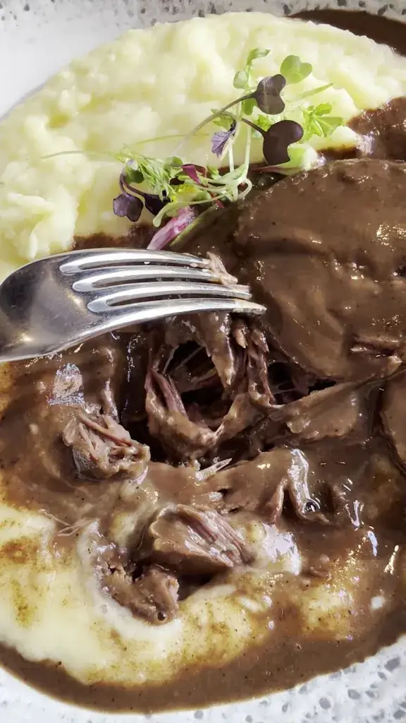 milica stepanovic_La Tapería del Prado_Pradl_review