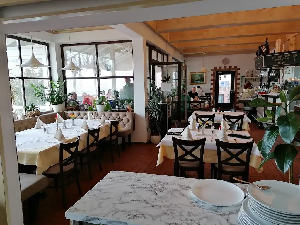 Da Pino restaurant à Pfaffenhofen