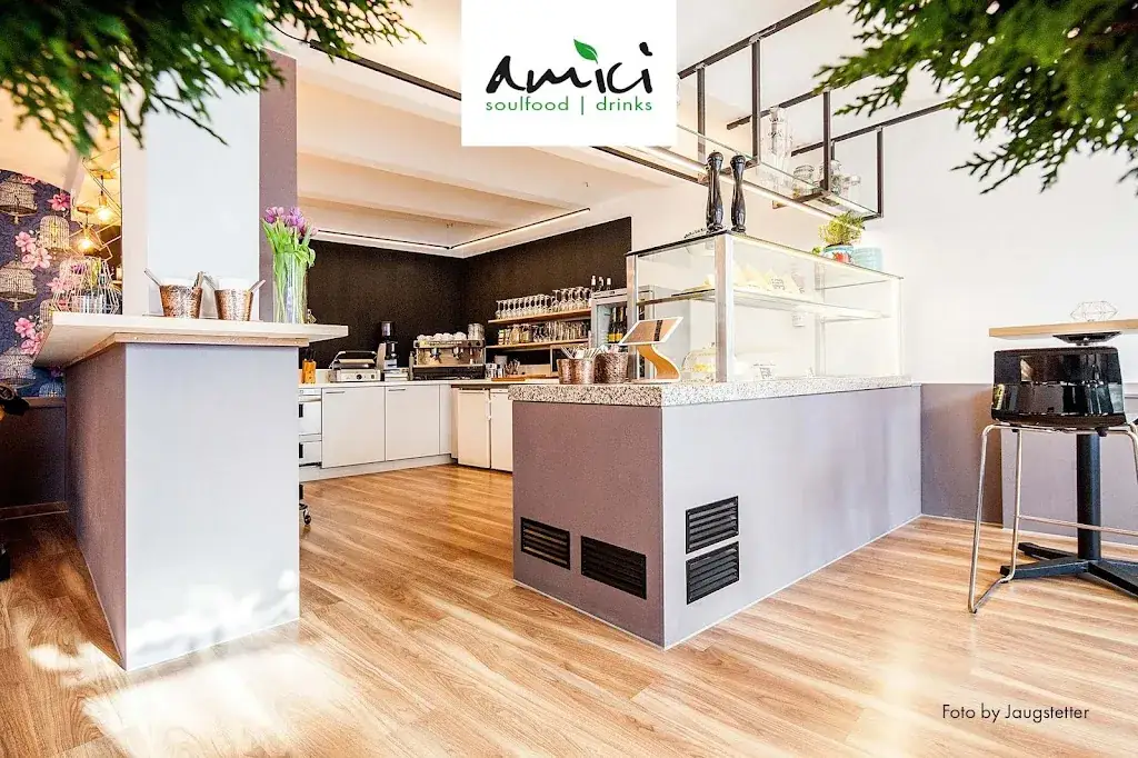 Amici | Salat-Cafe-Bar_Pfaffenhofen_slider_image_1