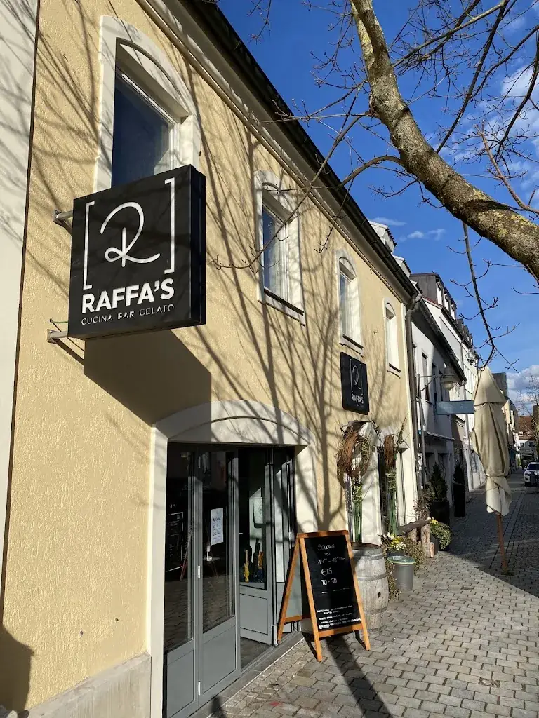 Chris Karn_Raffa's Cucina - Bar - Gelato_Pfaffenhofen_review