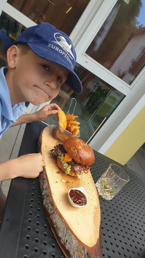 Werner Baumann_Dorfcafe Pizzeria Ranggen_Ranggen_recensione