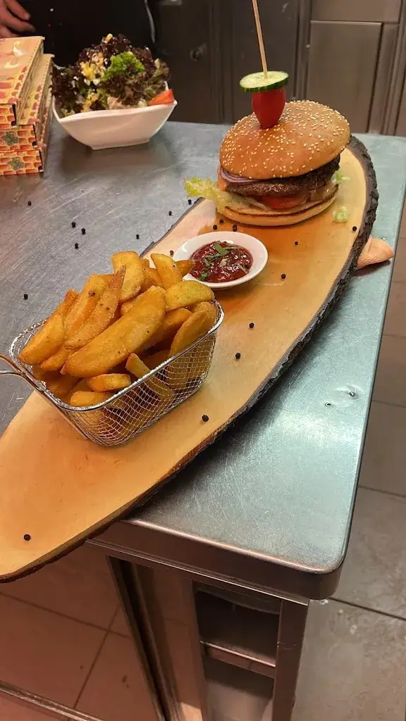 Dorfcafe Pizzeria Ranggen_Ranggen_slider_image_2