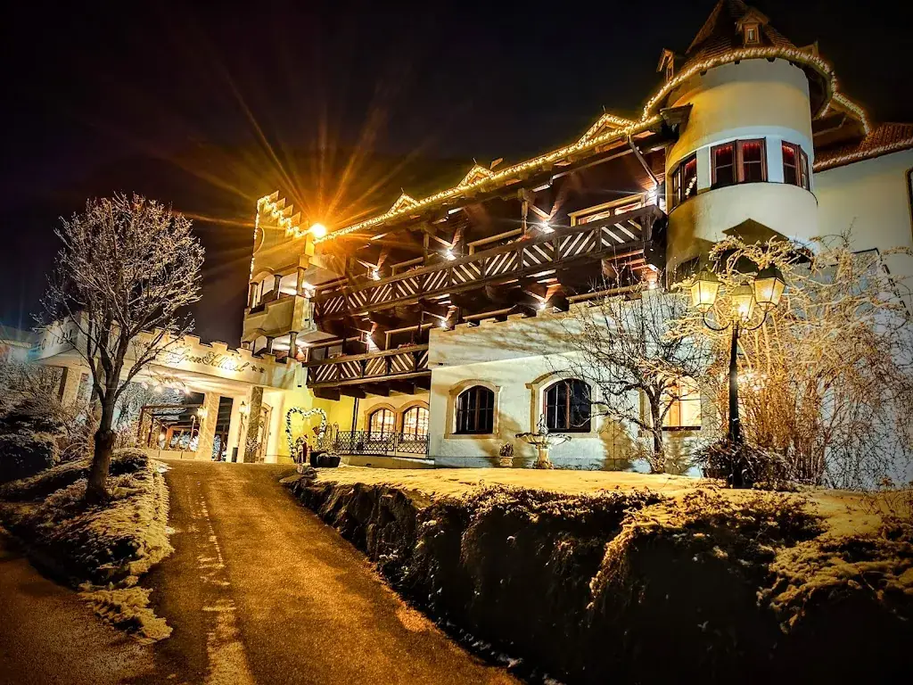 Khalid Khamis_Hotel AlpenSchlössl Söll_Reith bei Kitzbühel_avis