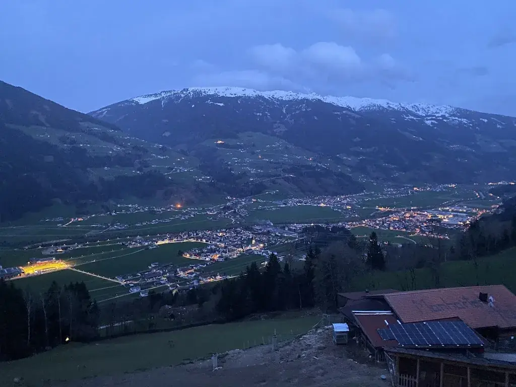 Corinna Stumke_Restaurant Schönblick_Ried im Zillertal_avis