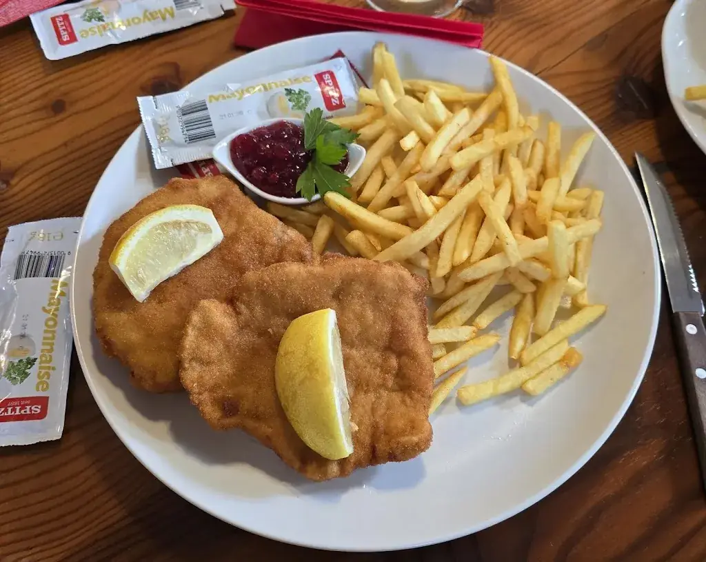 Ronald Kr._Alpen Restaurant Ried_Ried im Oberinntal_avis