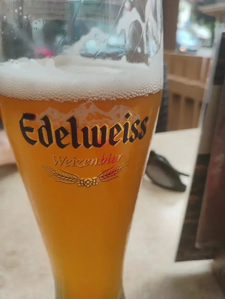 Lia L_Alpen Restaurant Ried_Ried im Oberinntal_avis