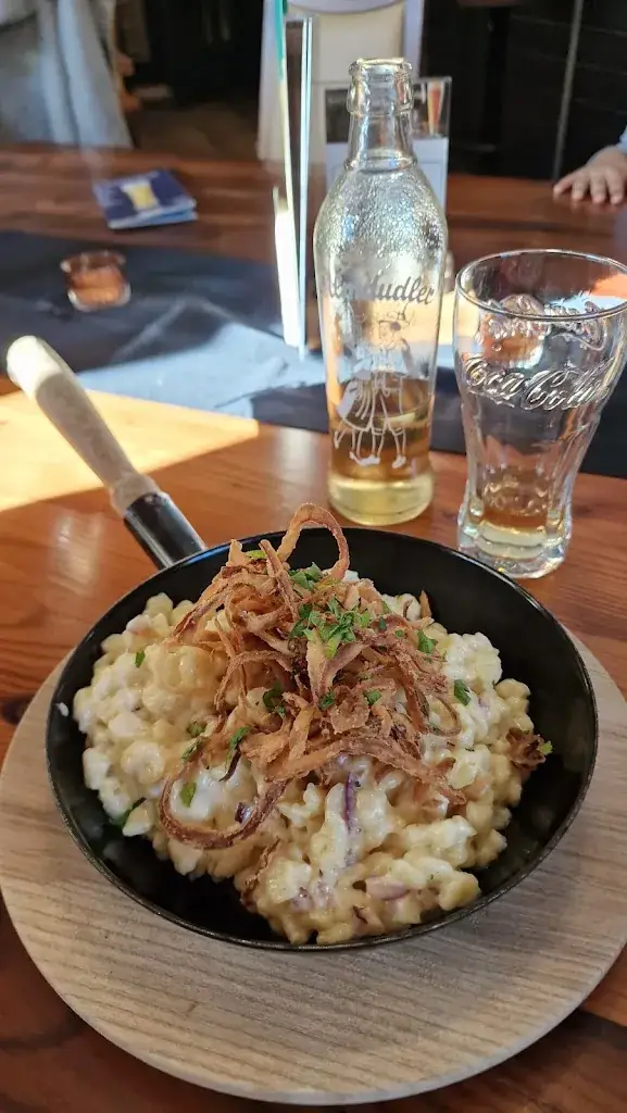 Pradeep Thekkottil_Alpen Restaurant Ried_Ried im Oberinntal_avis