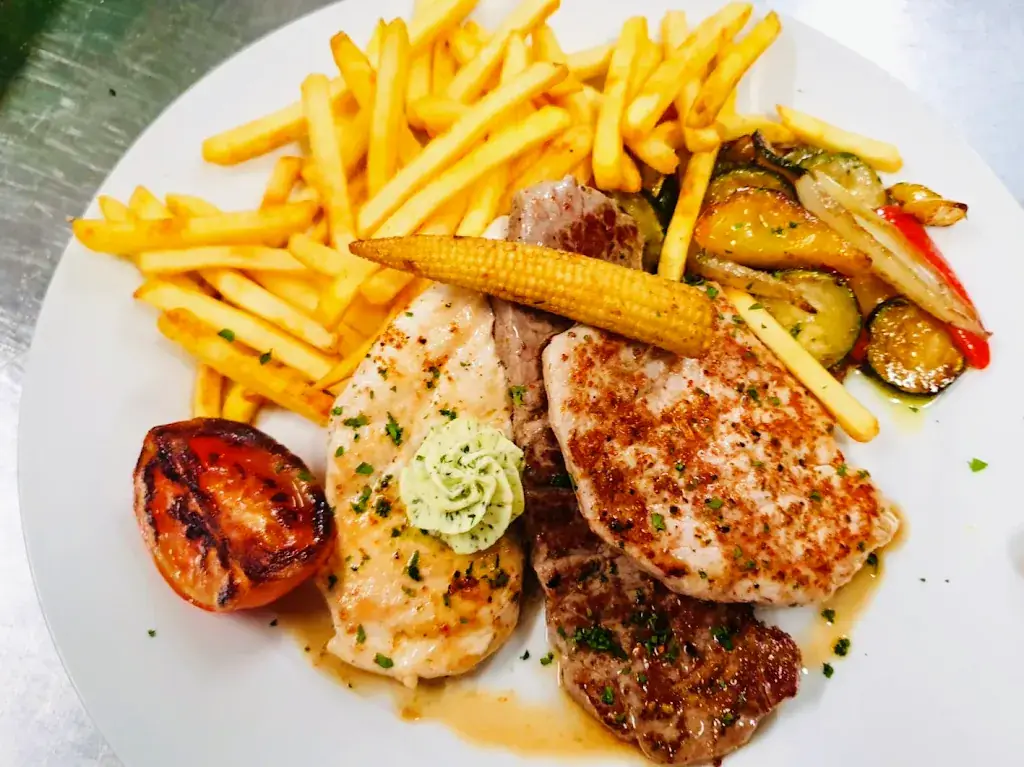 Alpen Restaurant Ried_Ried im Oberinntal_slider_image_3