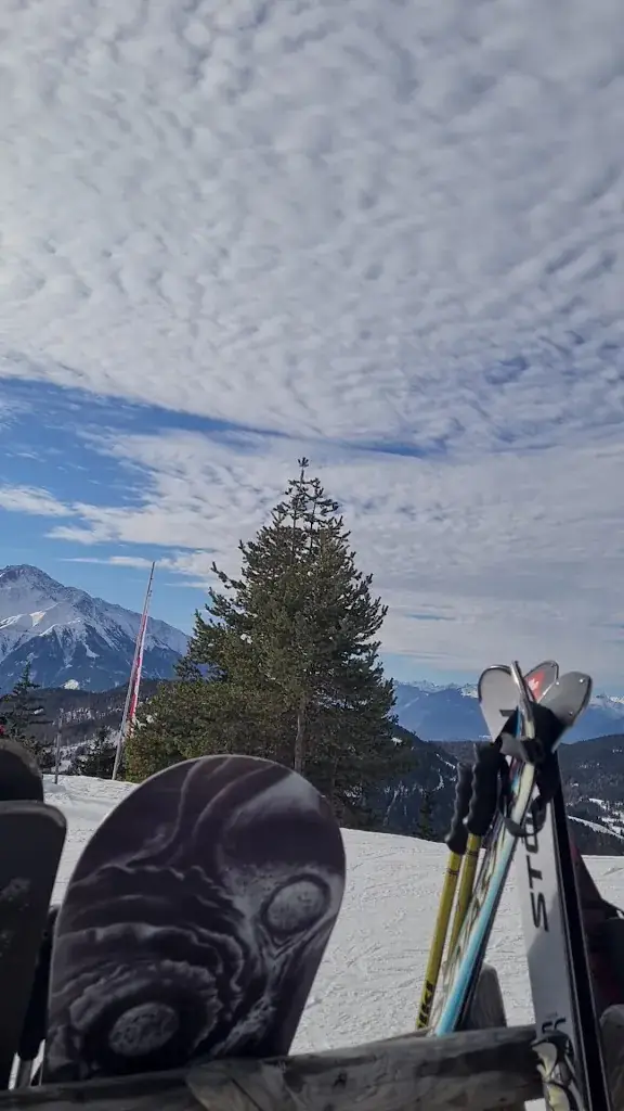 Olessya S._Reitherjoch Alm_Reith bei Seefeld_avis