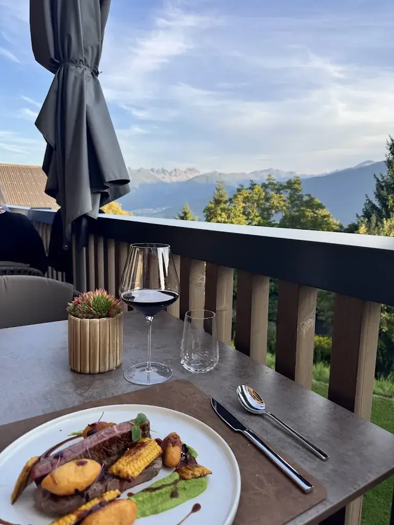 Ivo H_Bertas im weissen Rössl_Reith bei Seefeld_avis