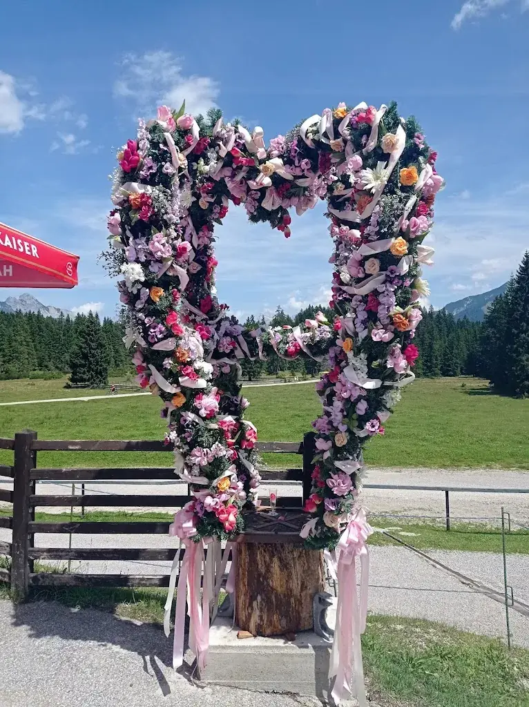 Calum Wilson_Wildmoosalm Seefeld_Reith bei Seefeld_review