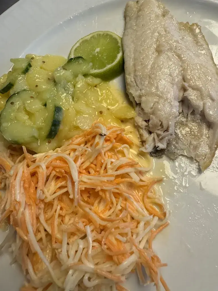 Tamara Hodžić_Schloss-Schänke im Schloss Eberstein_Eberstein_avis