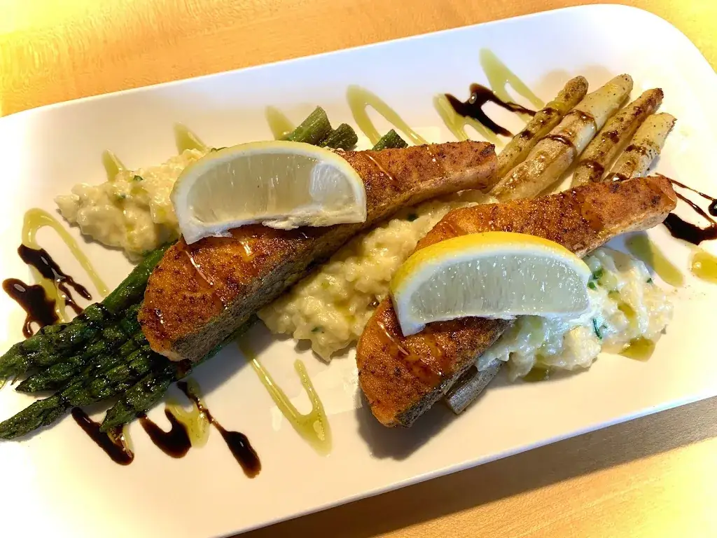 Cafe - Restaurant Guthof_Schattwald_slider_image_3