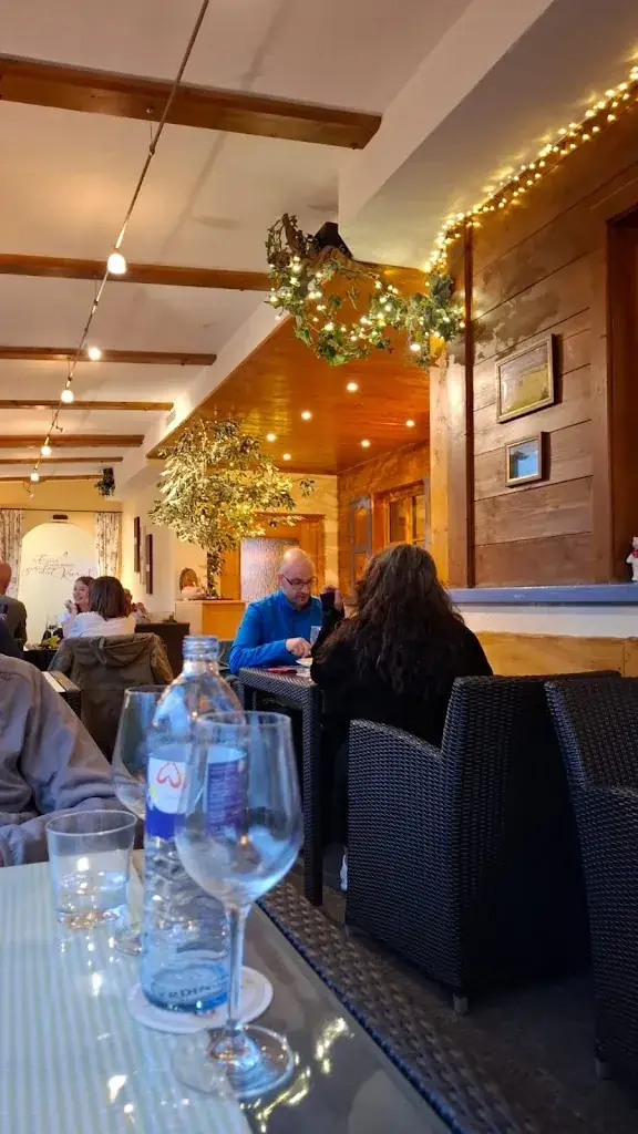 Anna_Restaurant-Cafe GiggeHi_Schattwald_review