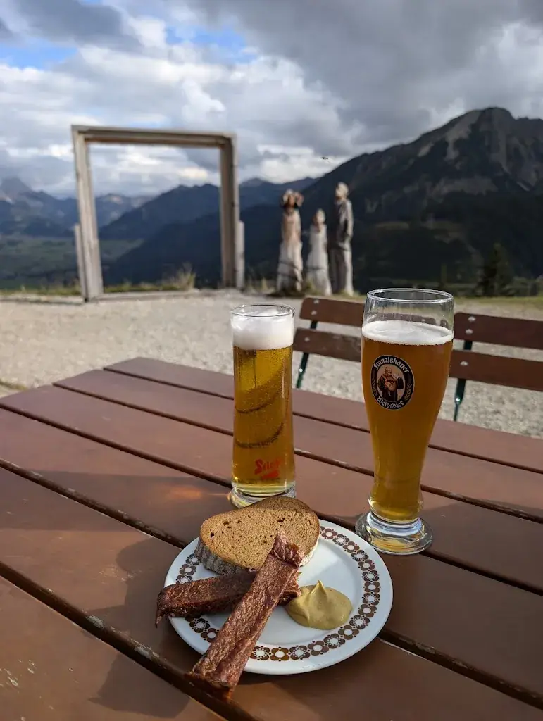 Stube 15.60 / Bergstation Wannenjoch_Schattwald_slider_image_2