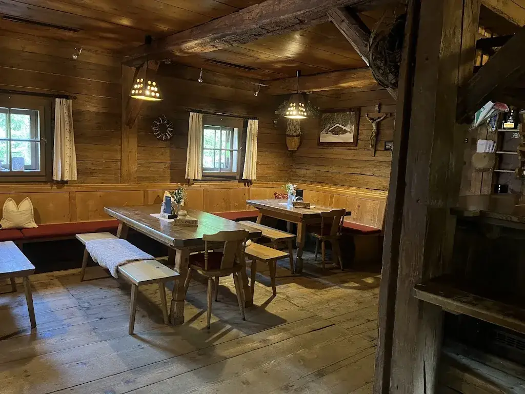 Gasthaus Alzenbrunn restaurant in Sankt Veit in Defereggen