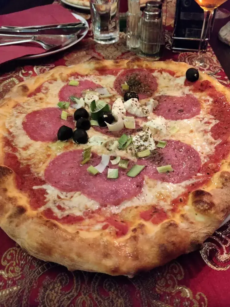 Magdalena K_Pizzeria Donatello_Scheffau am Wilden Kaiser_avis
